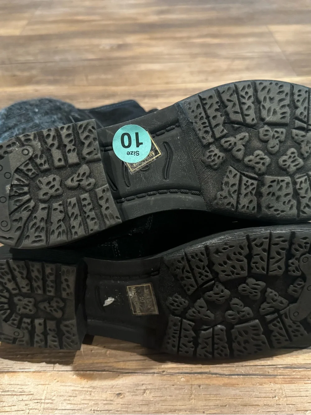 Muk Luks Casey Boots Black Faux Suede Sz 10